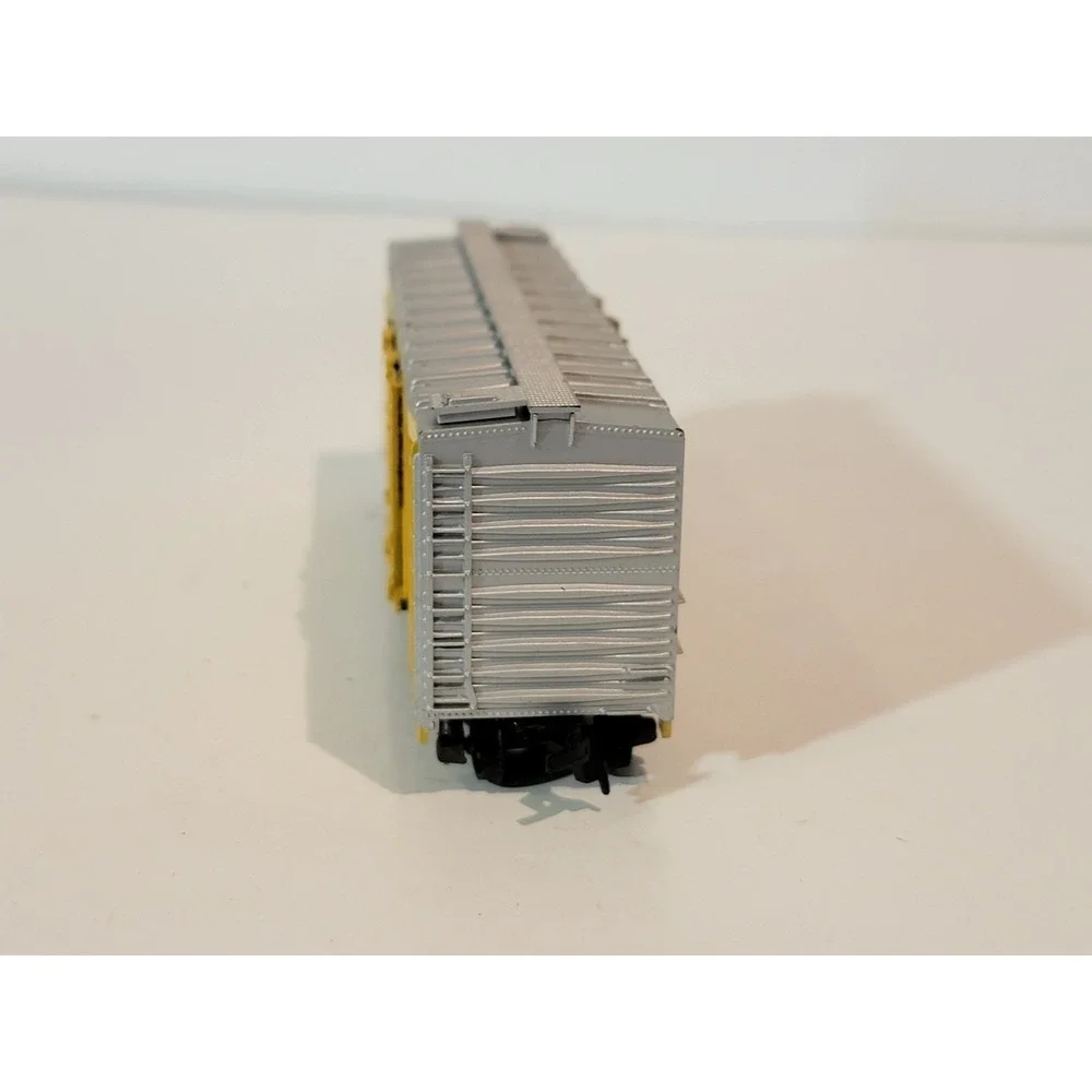 Vintage Ho Scale Union Pacific Stock Car Freight Car Model Train Car #47630D‎